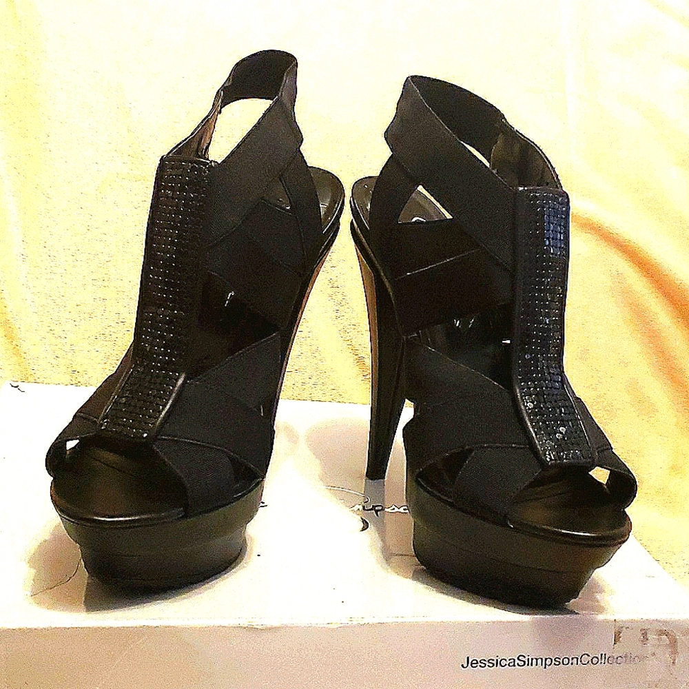 Jessica Simpson Platform heels